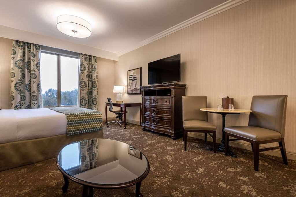 Ayres - Cypress 3* Seal Beach